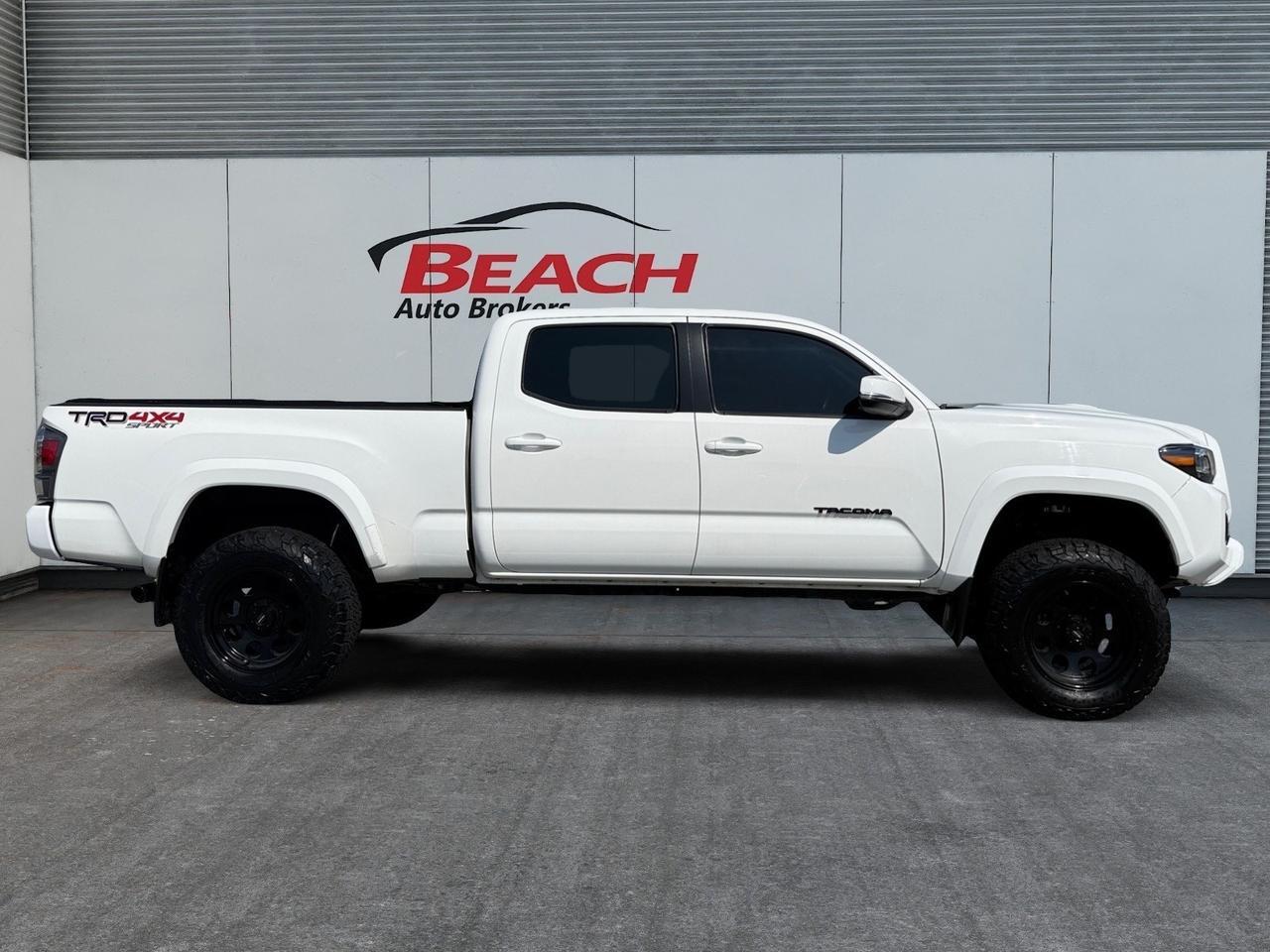2021 Toyota Tacoma 4WD TRD Sport, WIFI, REMOTE KEYLESS ENTRY, ADAPTIVE CRUISE CONTROL, PUSH BUTTON START, DAY-NIGHT REARVIEW MIRROR, POWER REAR WINDOW, TINTED WINDOWS, CLEAN CARFAX, ONLY 1 OWNER! Norfolk VA