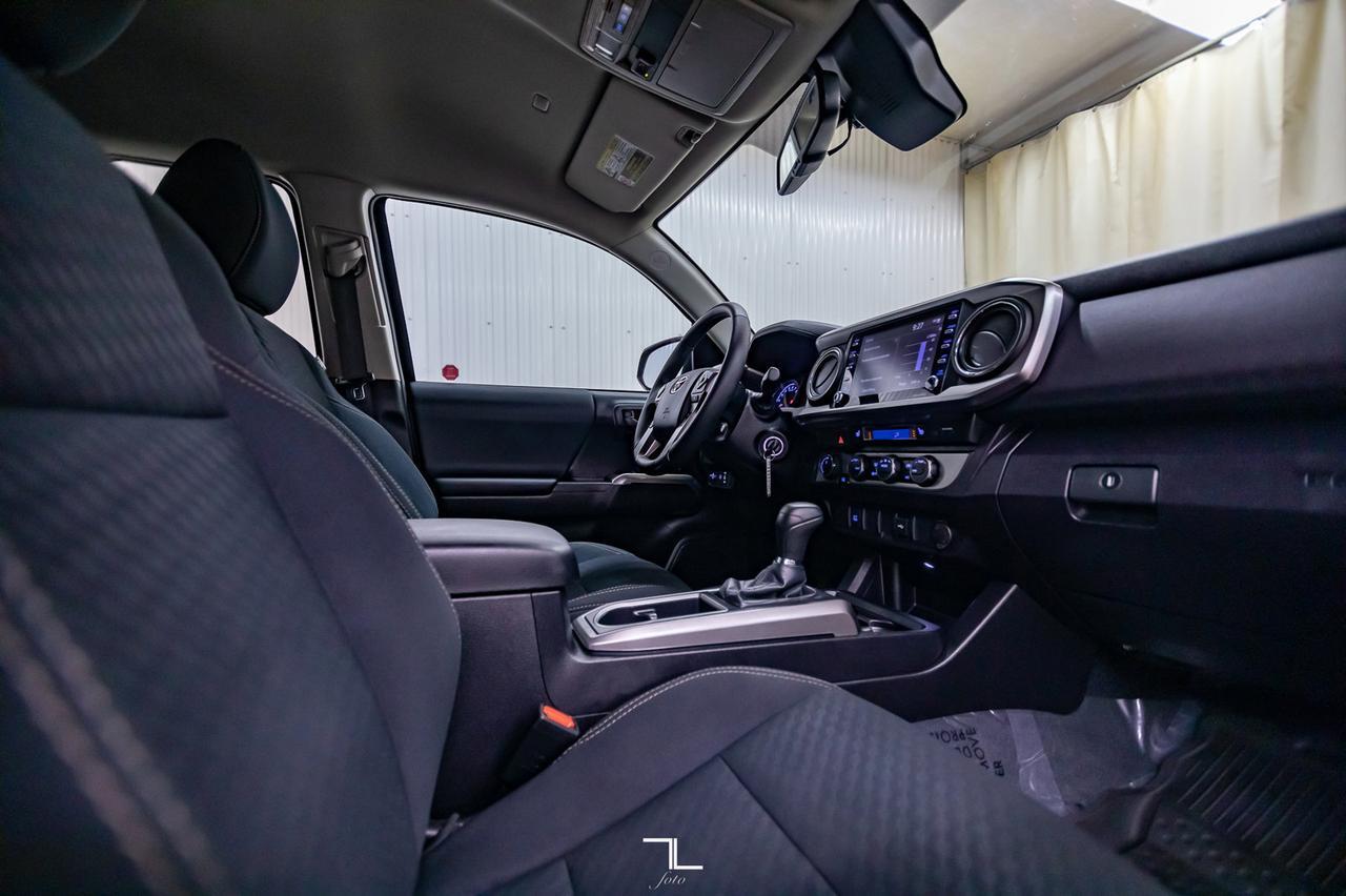 2021 Toyota Tacoma 4x4 Double Cab Nightshade SR5 BCam Red Deer AB