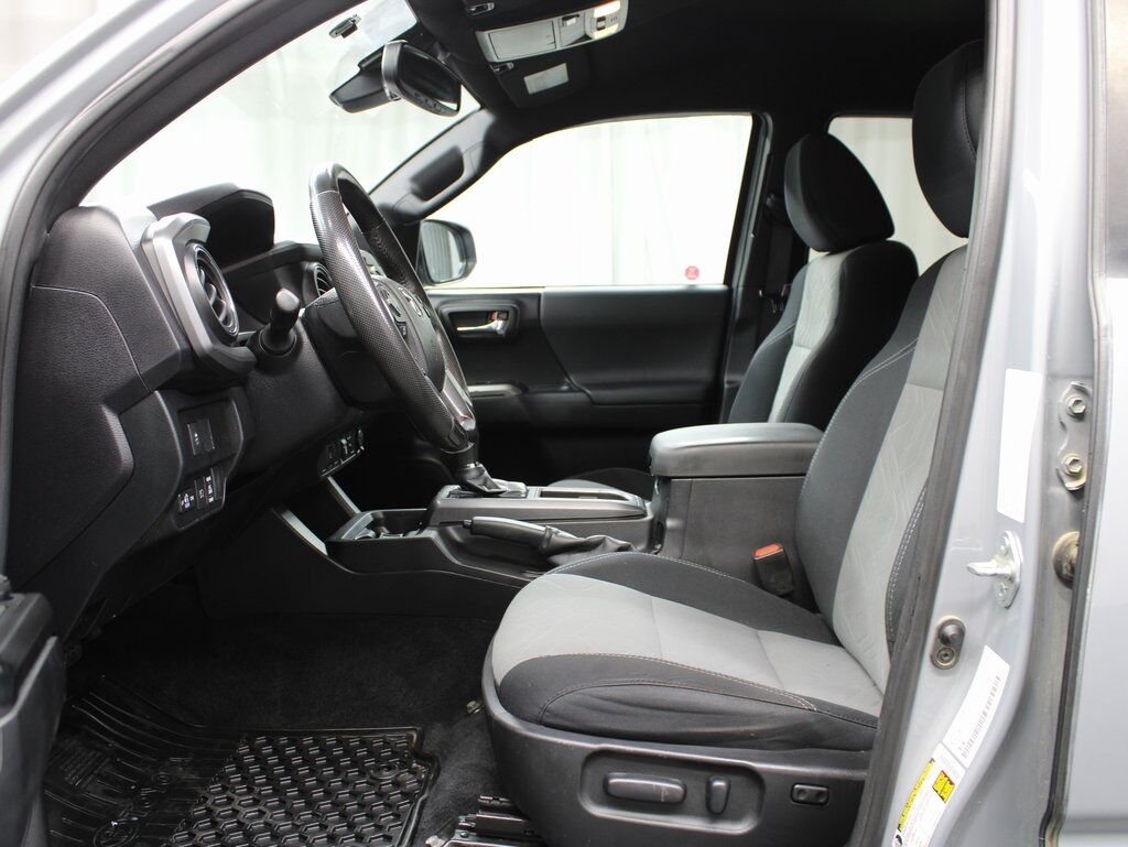 2021 Toyota Tacoma 4x4 Double Cab TRD Sport Fond du Lac WI