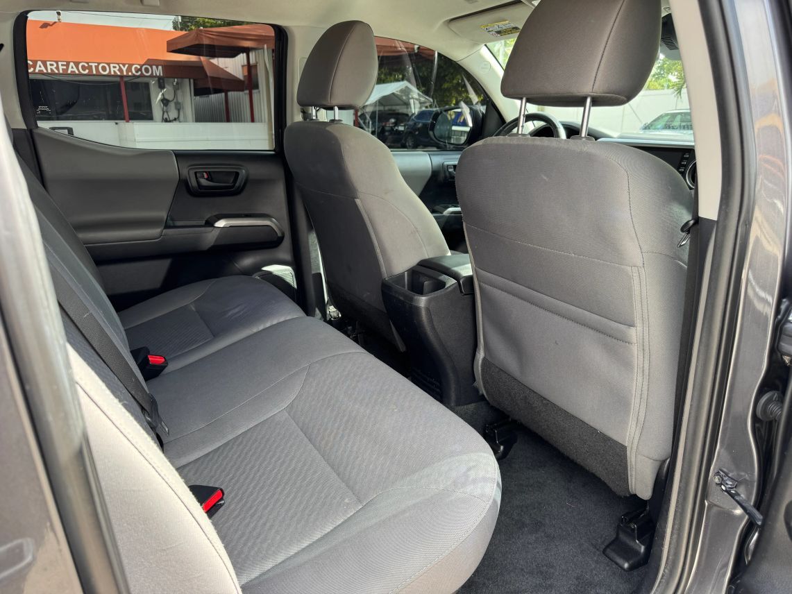 2021 Toyota Tacoma Double Cab SR5 Pickup 4D 5 ft
