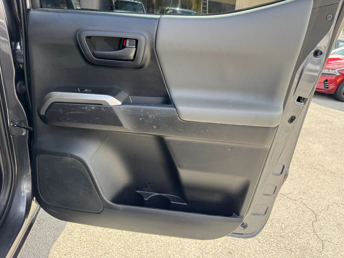 2021 Toyota Tacoma Double Cab SR5 Pickup 4D 5 ft