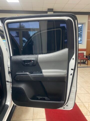 2021 Toyota Tacoma SR *** Adaptive Cruise Control ** Back-up Camera ** Bluetooth Connection ** Charlotte NC