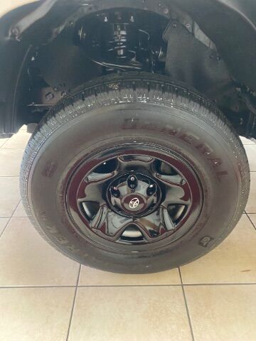 2021 Toyota Tacoma SR *** Adaptive Cruise Control ** Back-up Camera ** Bluetooth Connection ** Charlotte NC