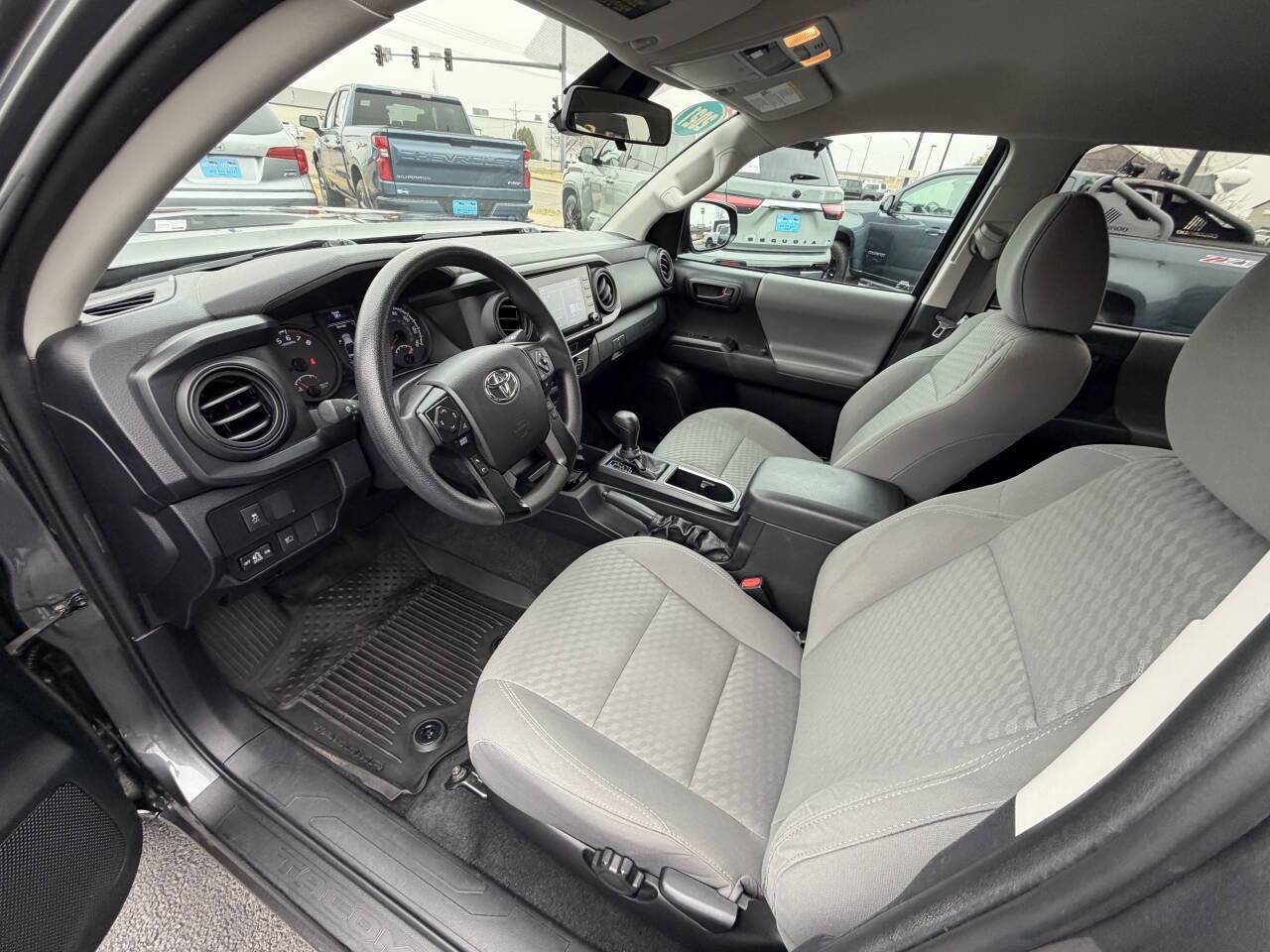 2021 Toyota Tacoma SR V6 4x4 4dr Double Cab 5.0 ft SB Eldridge IA