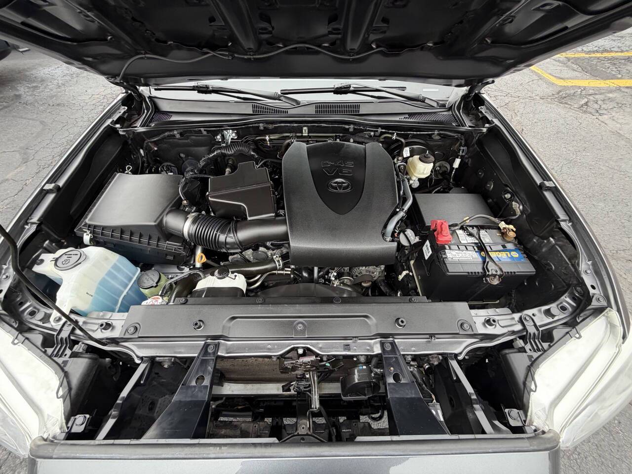 2021 Toyota Tacoma SR V6 4x4 4dr Double Cab 5.0 ft SB Eldridge IA