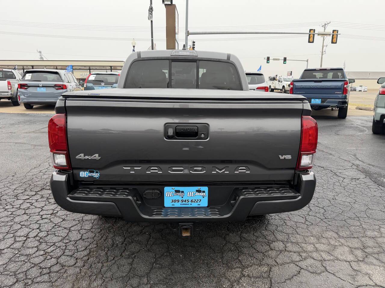 2021 Toyota Tacoma SR V6 4x4 4dr Double Cab 5.0 ft SB Eldridge IA