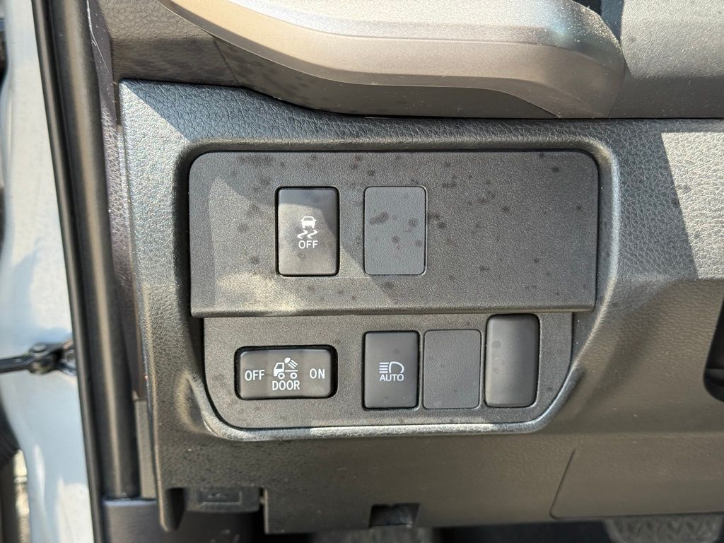 2021 Toyota Tacoma SR5 Crestwood KY