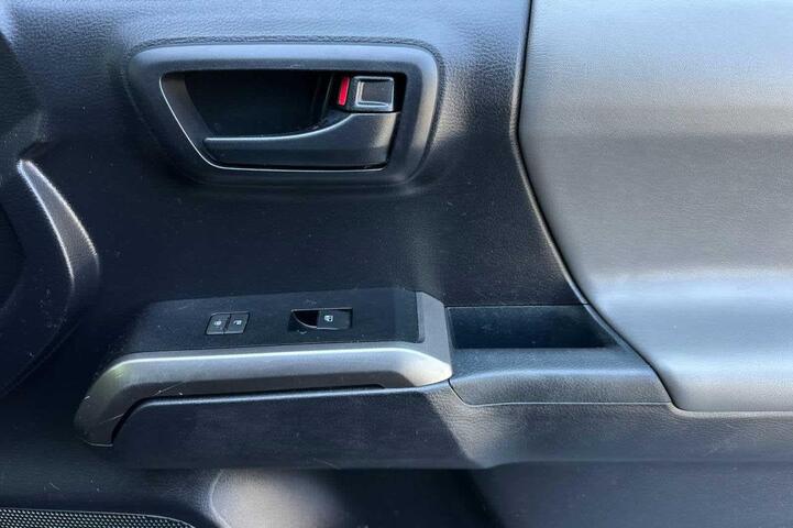 2021 Toyota Tacoma SR5 Roseville CA