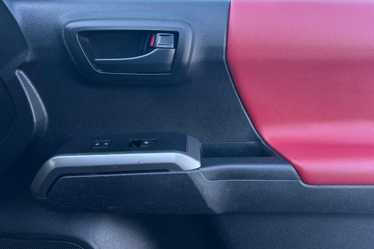 2021 Toyota Tacoma SR5 Roseville CA