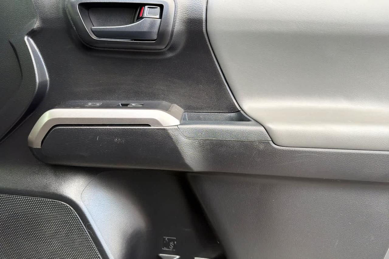 2021 Toyota Tacoma SR5 Roseville CA