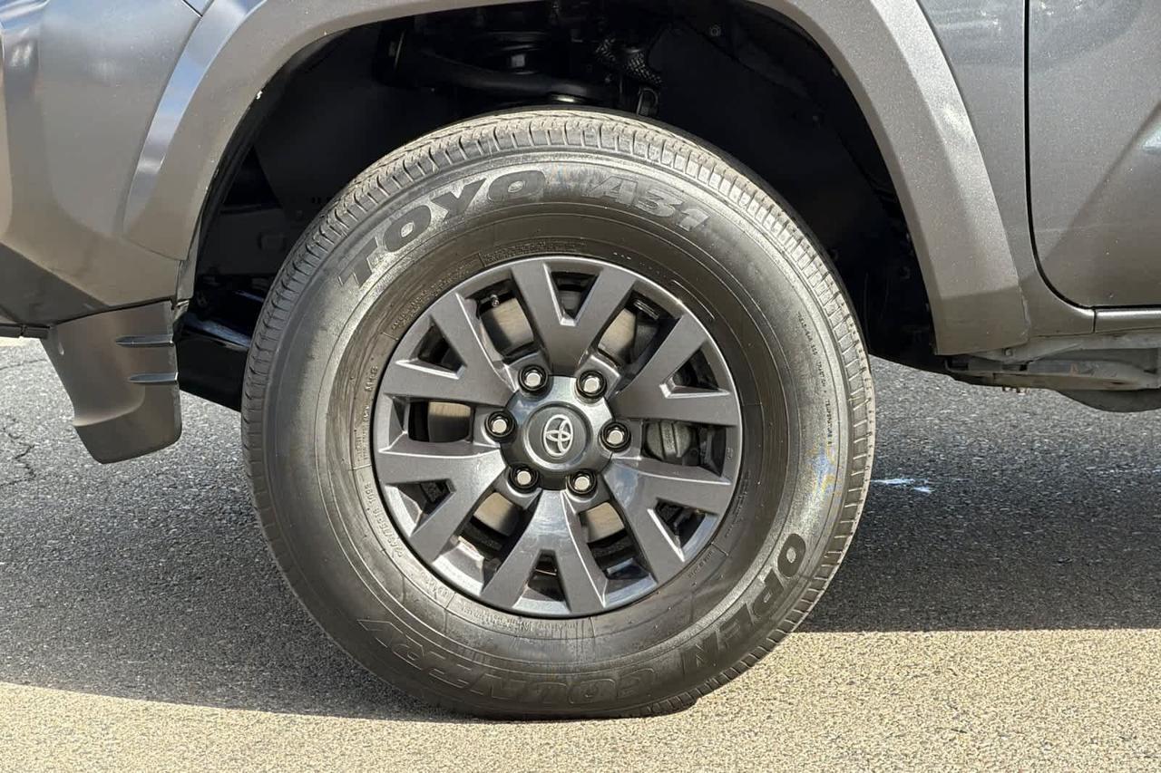 2021 Toyota Tacoma SR5 Roseville CA