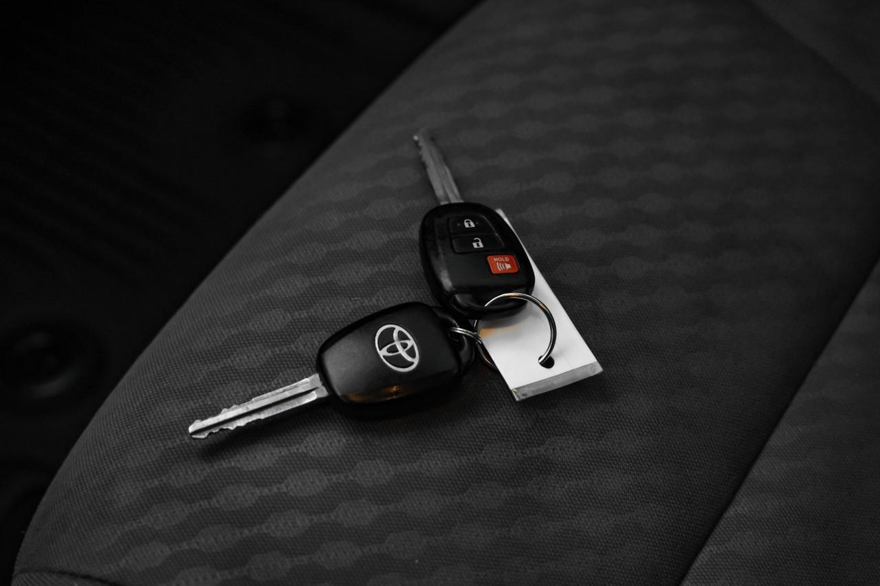 2021 Toyota Tacoma SR5 V6 DOUBLE CAB TOYOTA SAFETY SENSE LANE DEPARTURE PRE COLLISION SYSTEM REAR CAMERA Carrollton TX