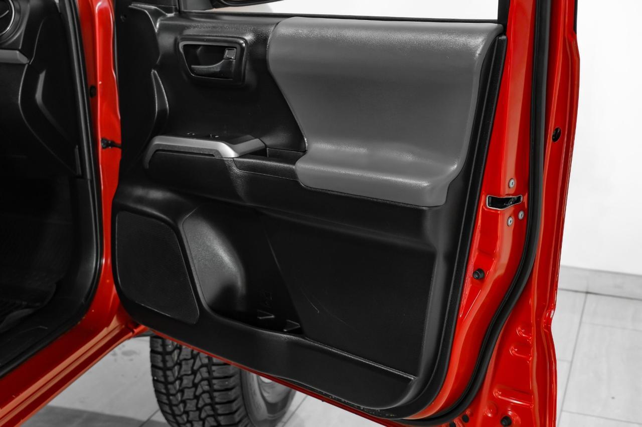 2021 Toyota Tacoma SR5 V6 DOUBLE CAB TOYOTA SAFETY SENSE LANE DEPARTURE PRE COLLISION SYSTEM REAR CAMERA Carrollton TX