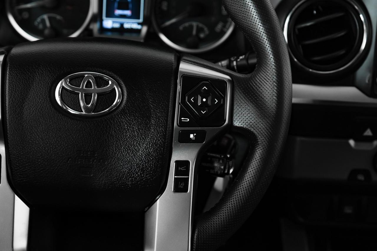 2021 Toyota Tacoma SR5 V6 DOUBLE CAB TOYOTA SAFETY SENSE LANE DEPARTURE PRE COLLISION SYSTEM REAR CAMERA Carrollton TX