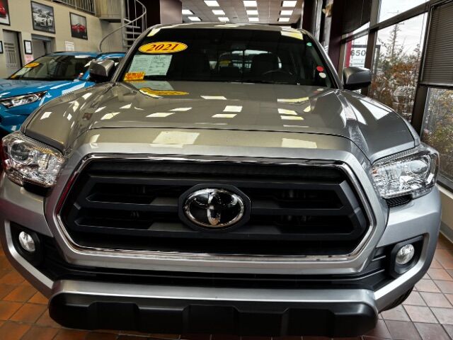 2021 Toyota Tacoma SR5 V6 Medium Bed Charlotte NC