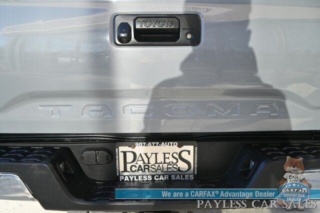 2021 Toyota Tacoma TRD Off Road / 4X4 / Crew Cab / Auto Start / Premium Cloth Seats / Adaptive Cruise Control / Lane Departure Alert / Apple CarPlay & Android Auto / Back Up Camera / Bed Liner / Keyless Entry & Start / Tow Pkg Anchorage AK