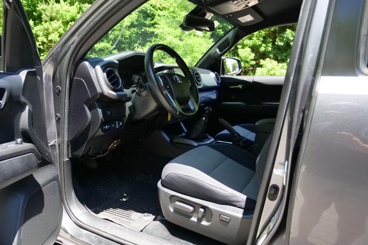 2021 Toyota Tacoma TRD Off Road 4X4 / Open Country Tires / Manual! Lincolnton NC