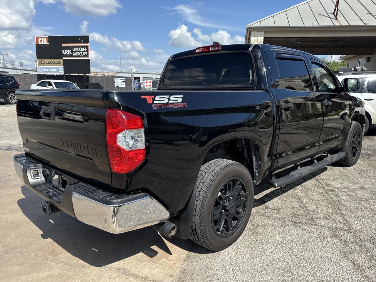 2021 Toyota Tundra 2WD SR5
