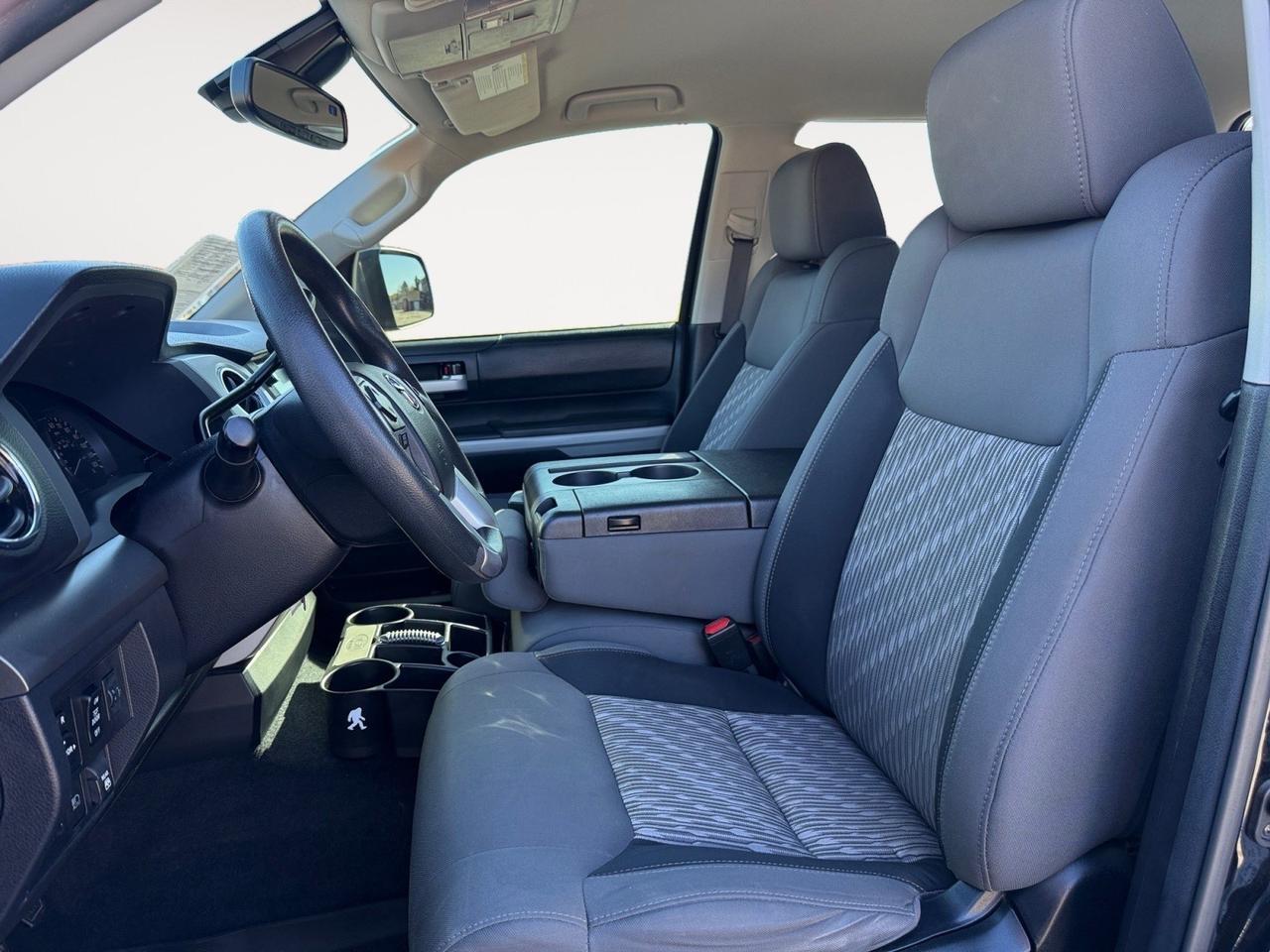 2021 Toyota Tundra 4WD SR5, BLACK RHINO WHEELS, BED COVER, BACKUP CAMERA, BLUETOOTH, POWER AND HEATED MIRRORS, KEYLESS ENTRY, ALL WEATHER FLOOR MATS, TOW PACKAGE, LOW MILES!