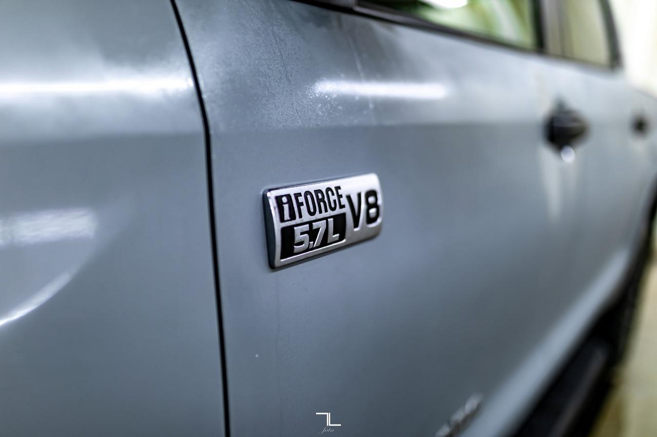 2021 Toyota Tundra 4x4 Crew Cab SR5 Leather Roof Nav Red Deer AB