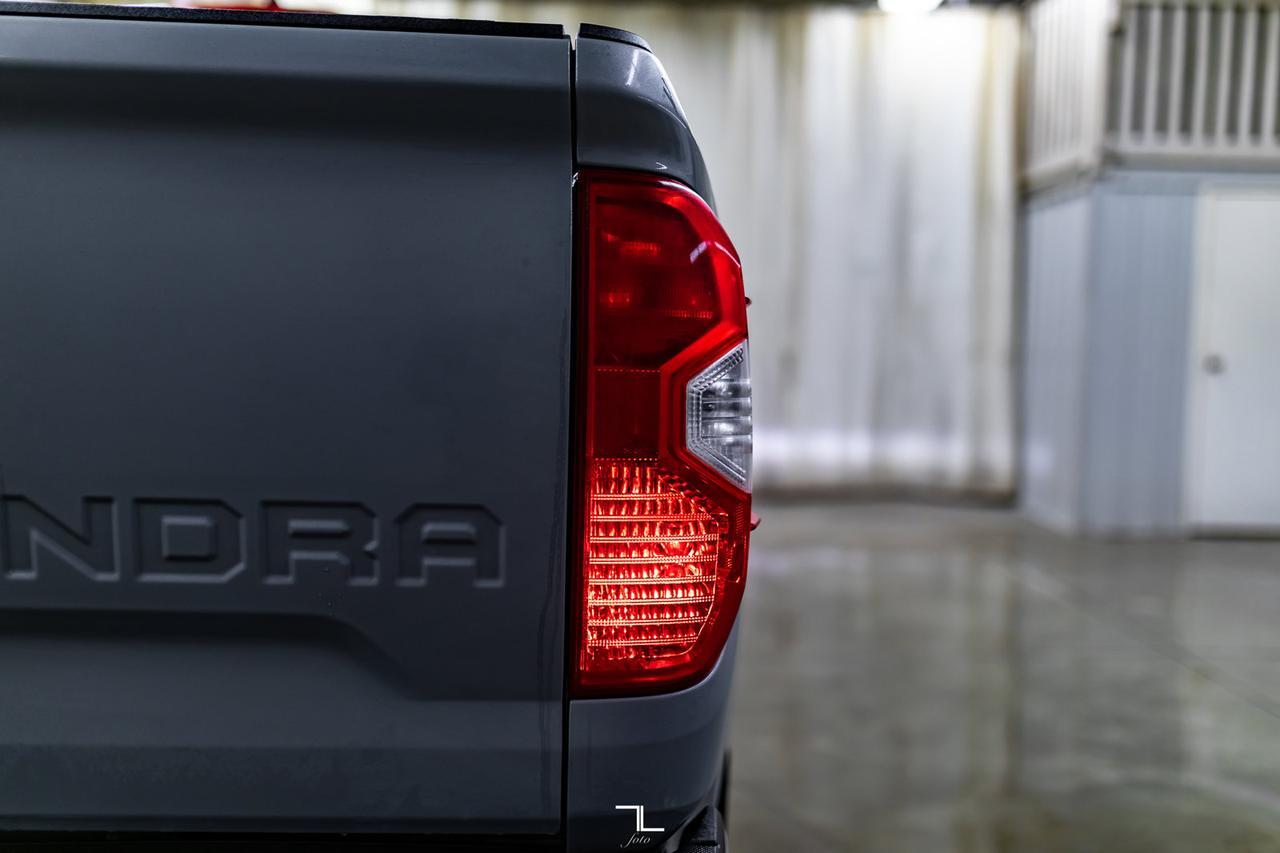 2021 Toyota Tundra 4x4 Crew Cab SR5 Leather Roof Nav Red Deer AB