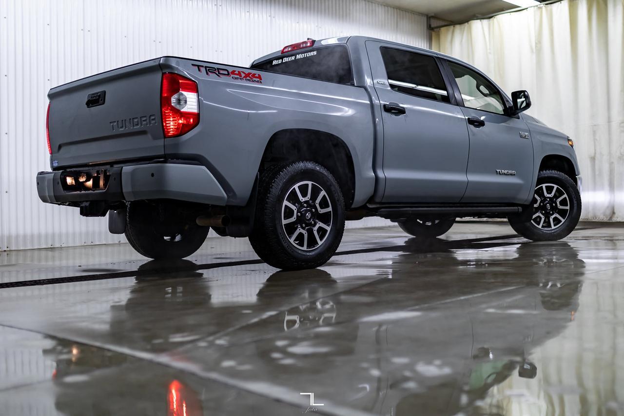 2021 Toyota Tundra 4x4 Crew Cab SR5 Leather Roof Nav Red Deer AB