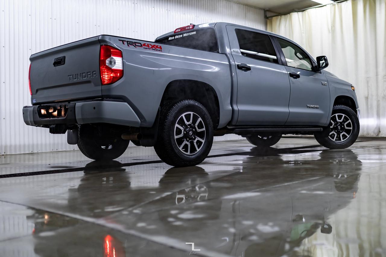 2021 Toyota Tundra 4x4 Crew Cab SR5 Leather Roof Nav Red Deer AB