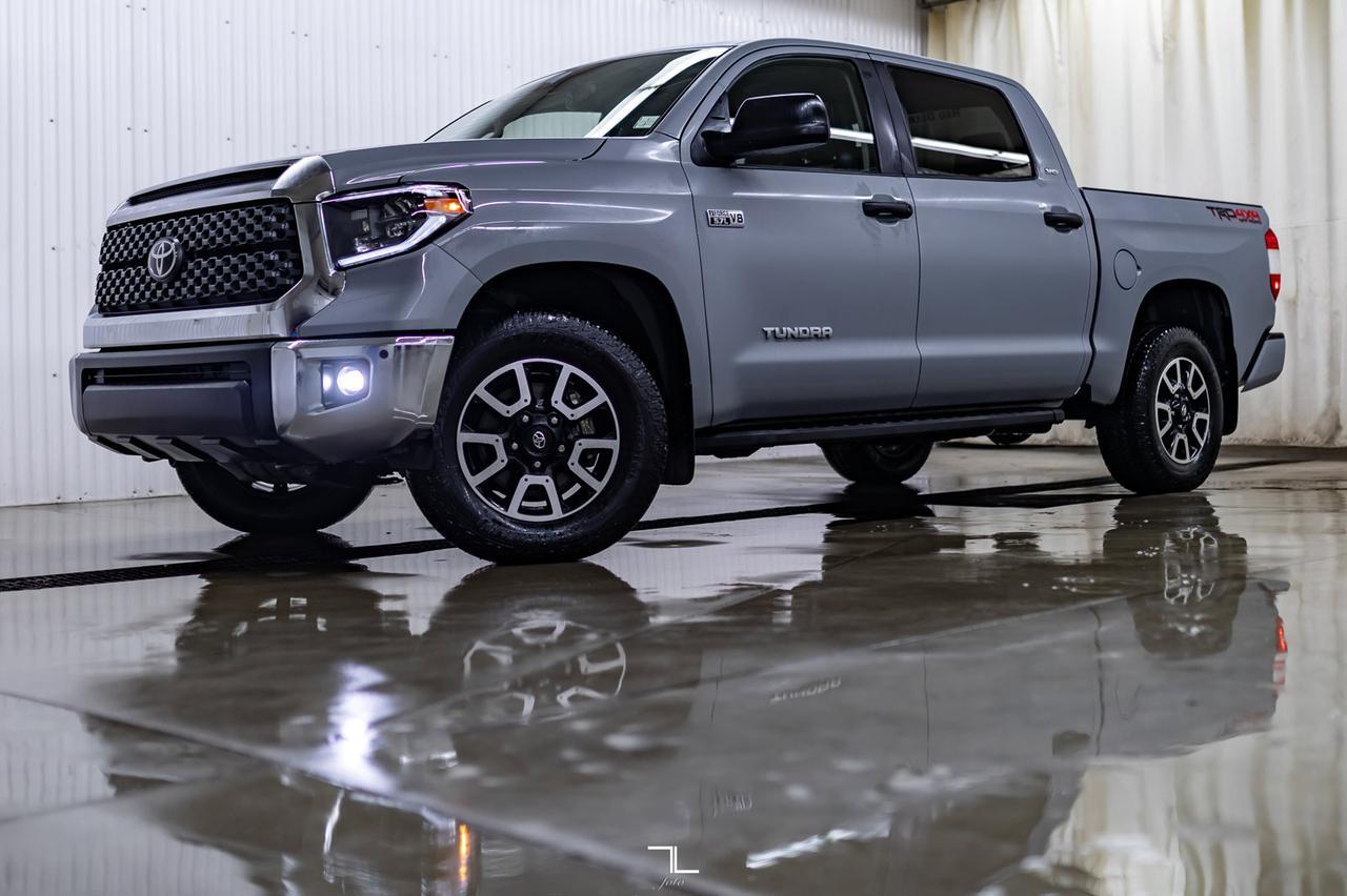 2021 Toyota Tundra 4x4 Crew Cab SR5 Leather Roof Nav Red Deer AB