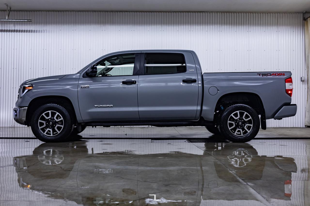 2021 Toyota Tundra 4x4 Crew Cab SR5 Leather Roof Nav Red Deer AB