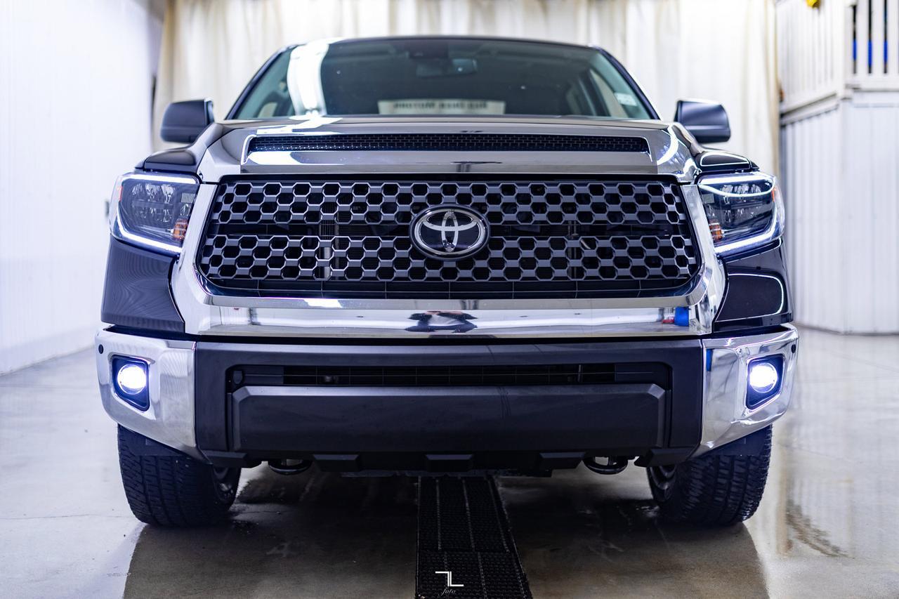 2021 Toyota Tundra 4x4 Crewmax SR5 TRD Roof BCam Red Deer AB