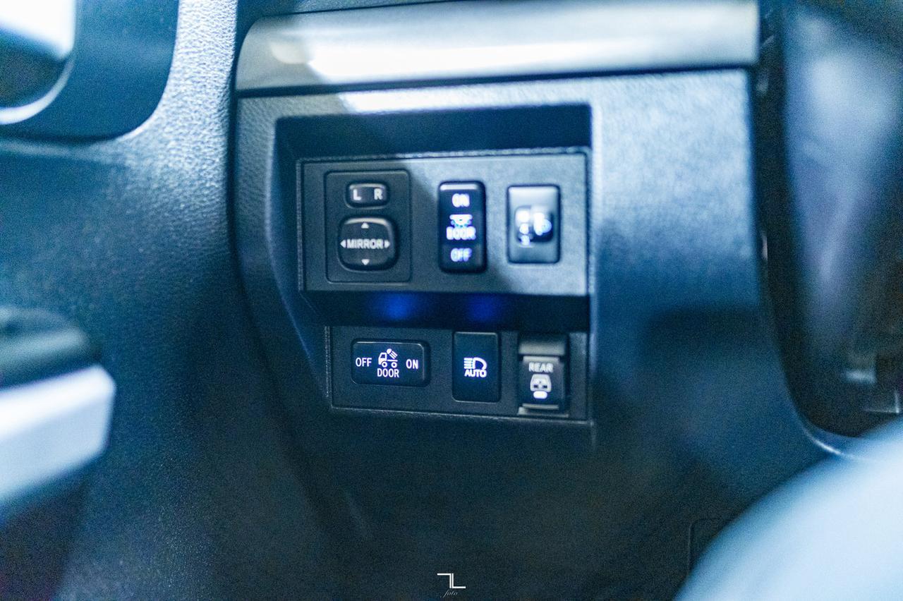 2021 Toyota Tundra 4x4 Crewmax SR5 TRD Roof BCam Red Deer AB