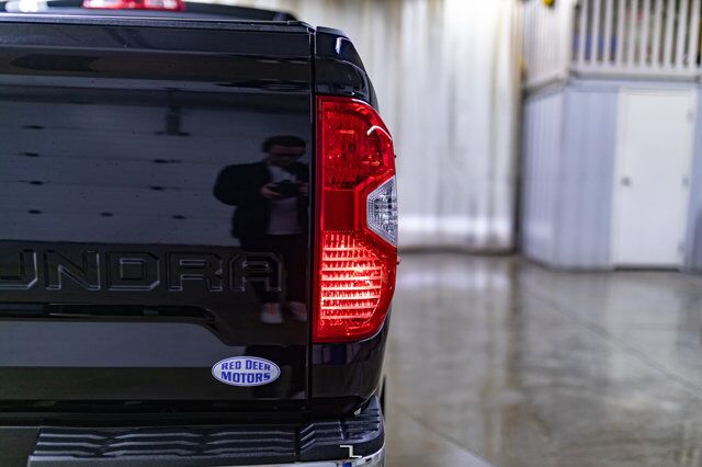 2021 Toyota Tundra 4x4 Crewmax SR5 TRD Roof BCam Red Deer AB
