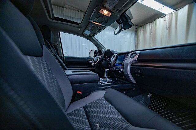 2021 Toyota Tundra 4x4 Crewmax SR5 TRD Roof BCam Red Deer AB