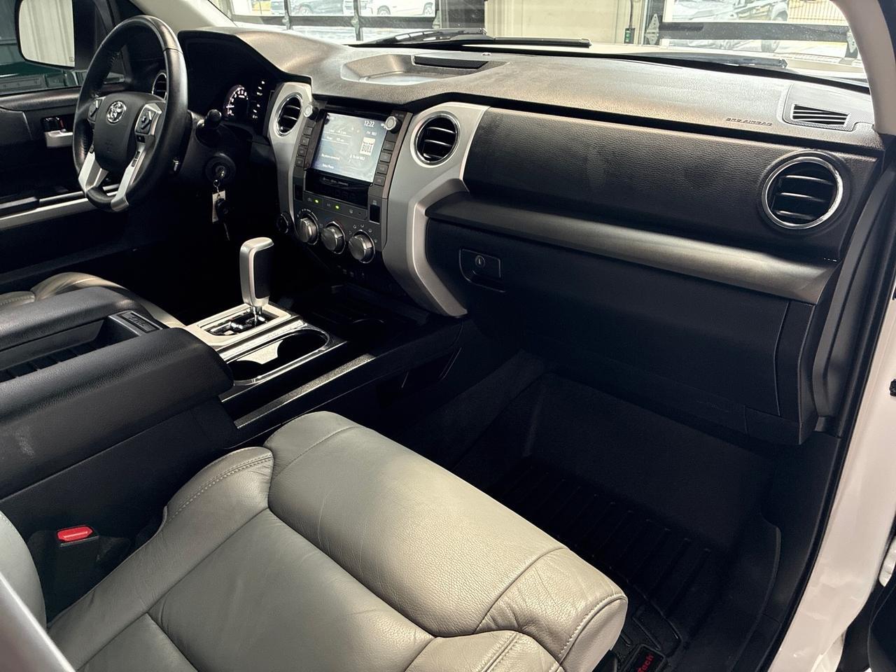 2021 Toyota Tundra SR5, 4x4, Leather Pkg, Leveling Kit, Spray-on Bedliner, Bed Cover Houston TX