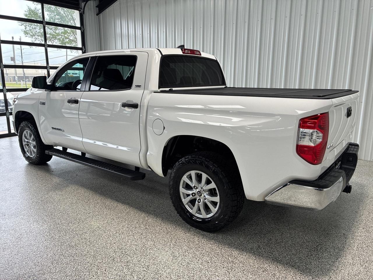 2021 Toyota Tundra SR5, 4x4, Leather Pkg, Leveling Kit, Spray-on Bedliner, Bed Cover