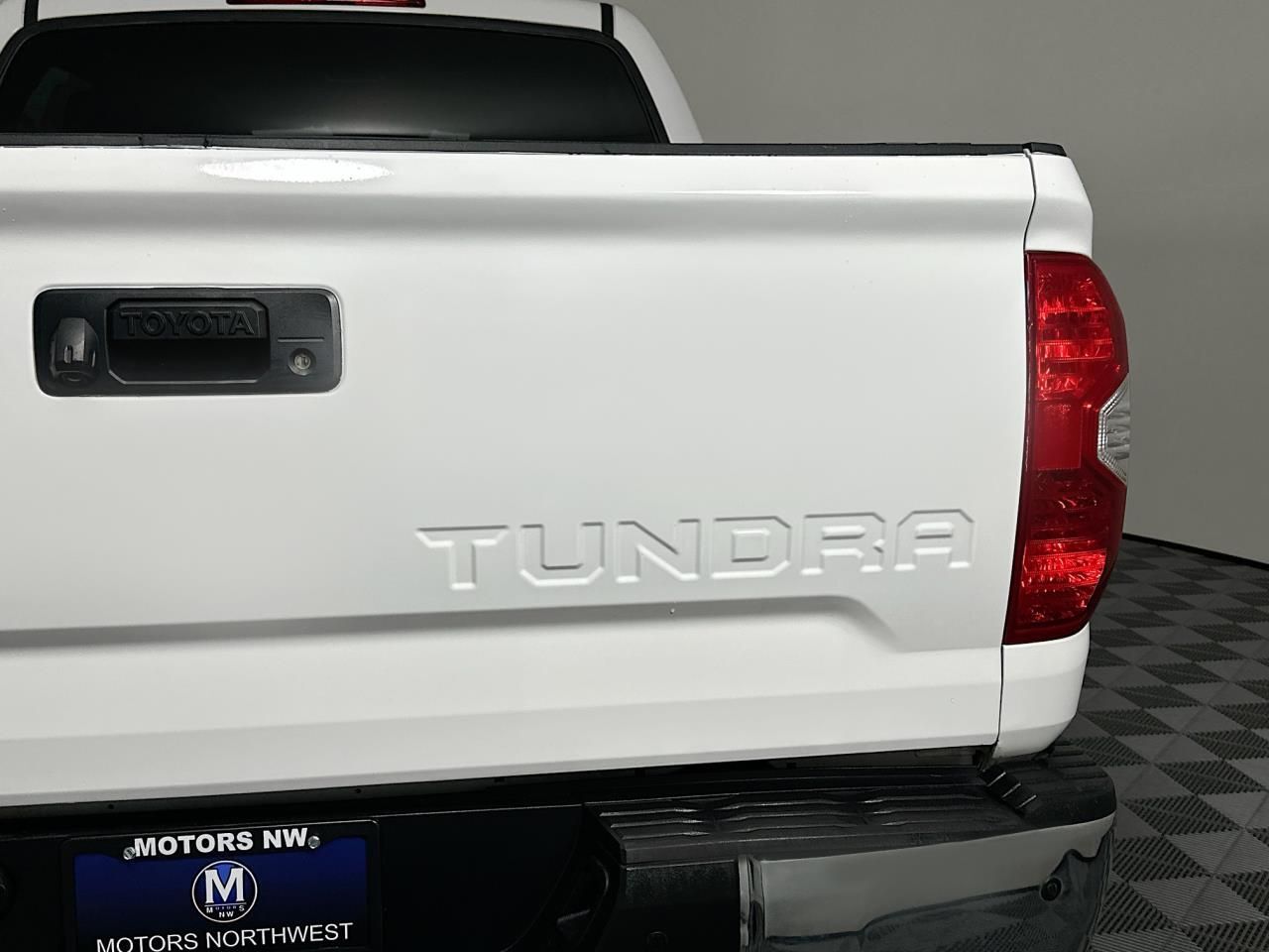 2021 Toyota Tundra SR5 Tacoma WA