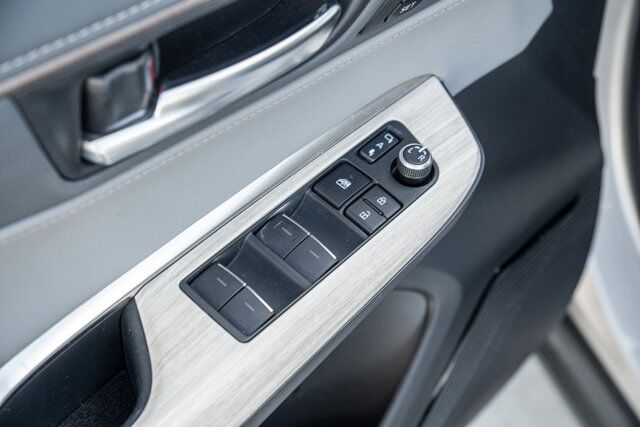 2021 Toyota Venza  Selma TX