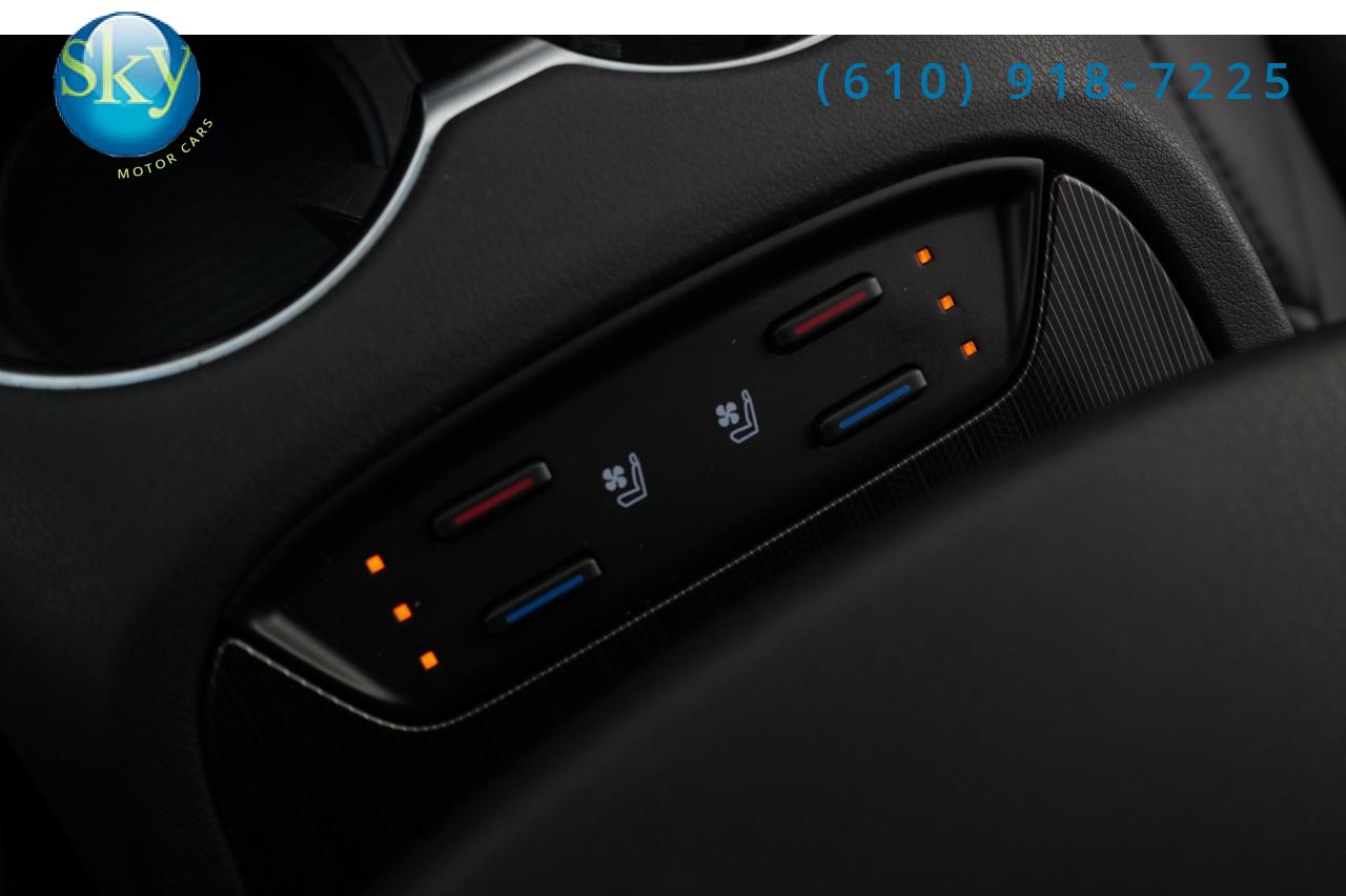 2021 Toyota Venza AWD XLE Hybrid West Chester PA