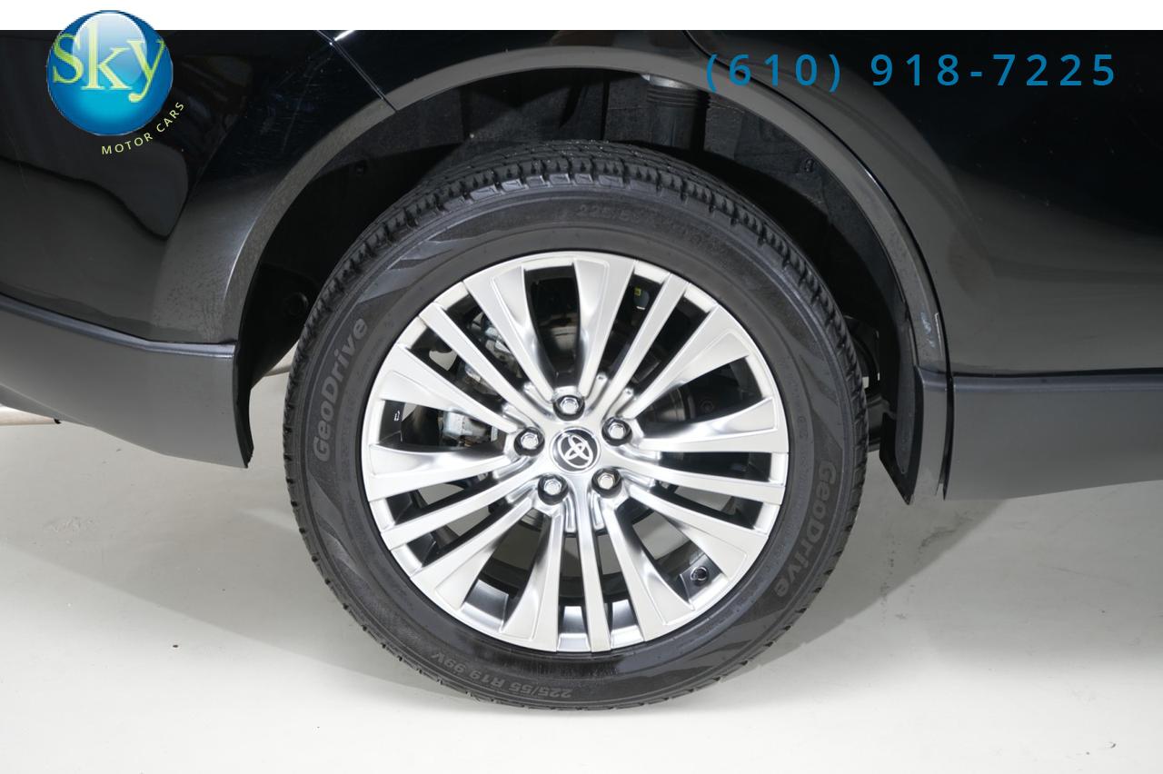 2021 Toyota Venza AWD XLE Hybrid West Chester PA