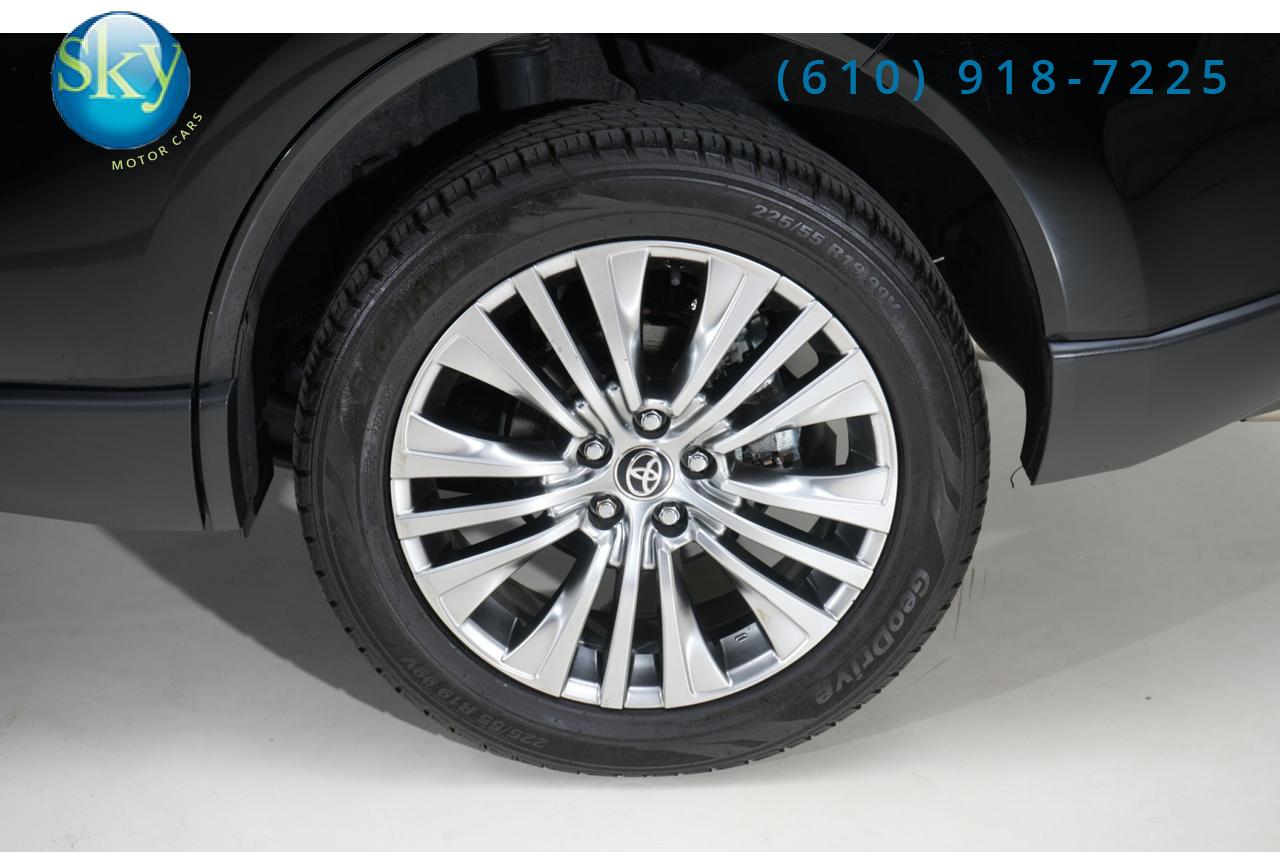 2021 Toyota Venza AWD XLE Hybrid West Chester PA