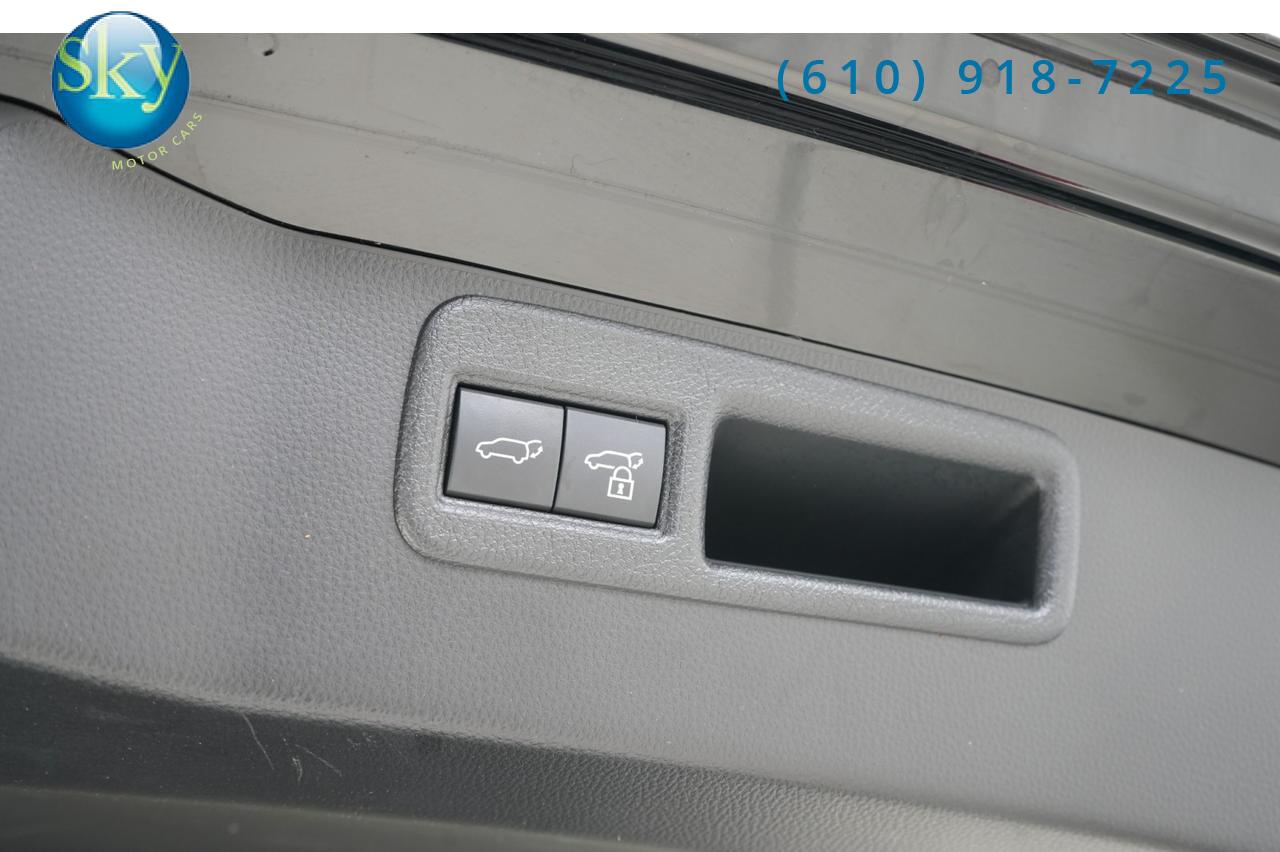 2021 Toyota Venza AWD XLE Hybrid West Chester PA