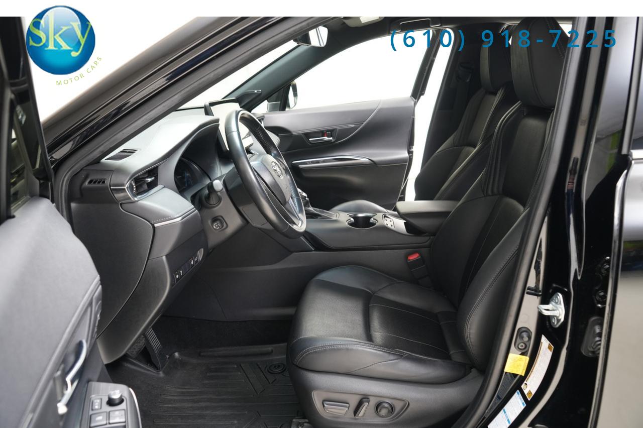 2021 Toyota Venza AWD XLE Hybrid West Chester PA