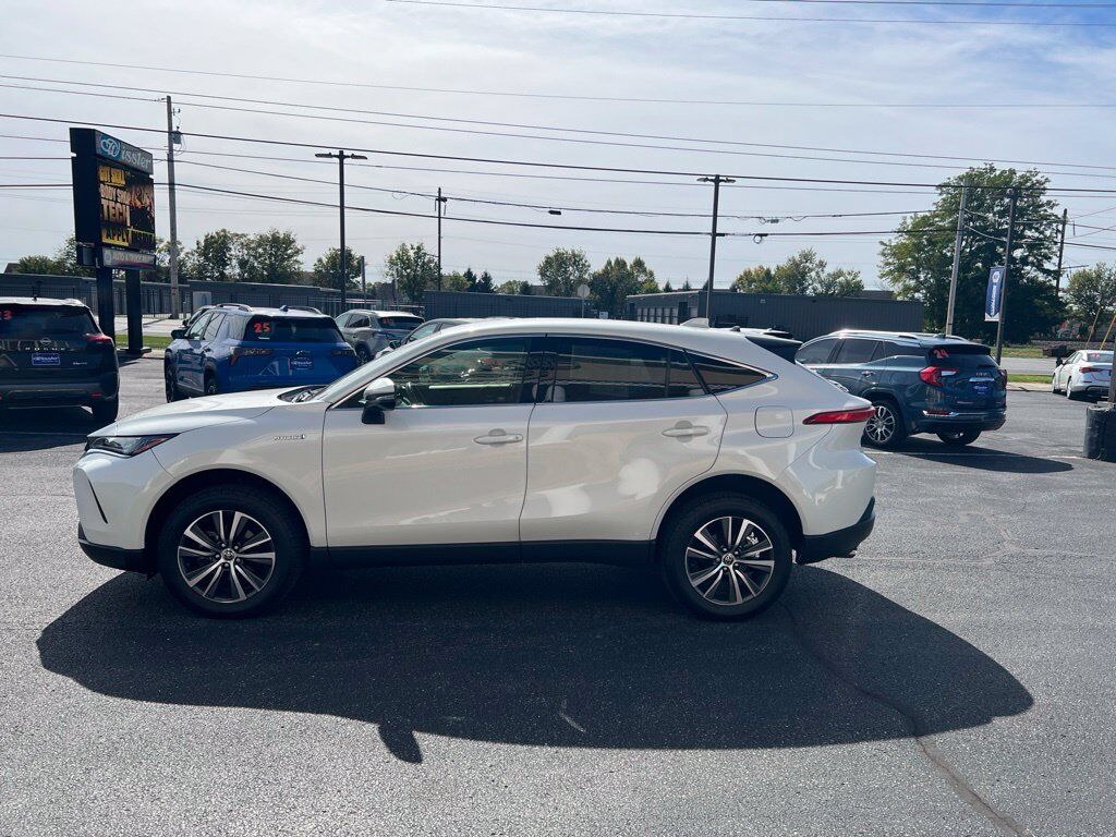 2021 Toyota Venza LE