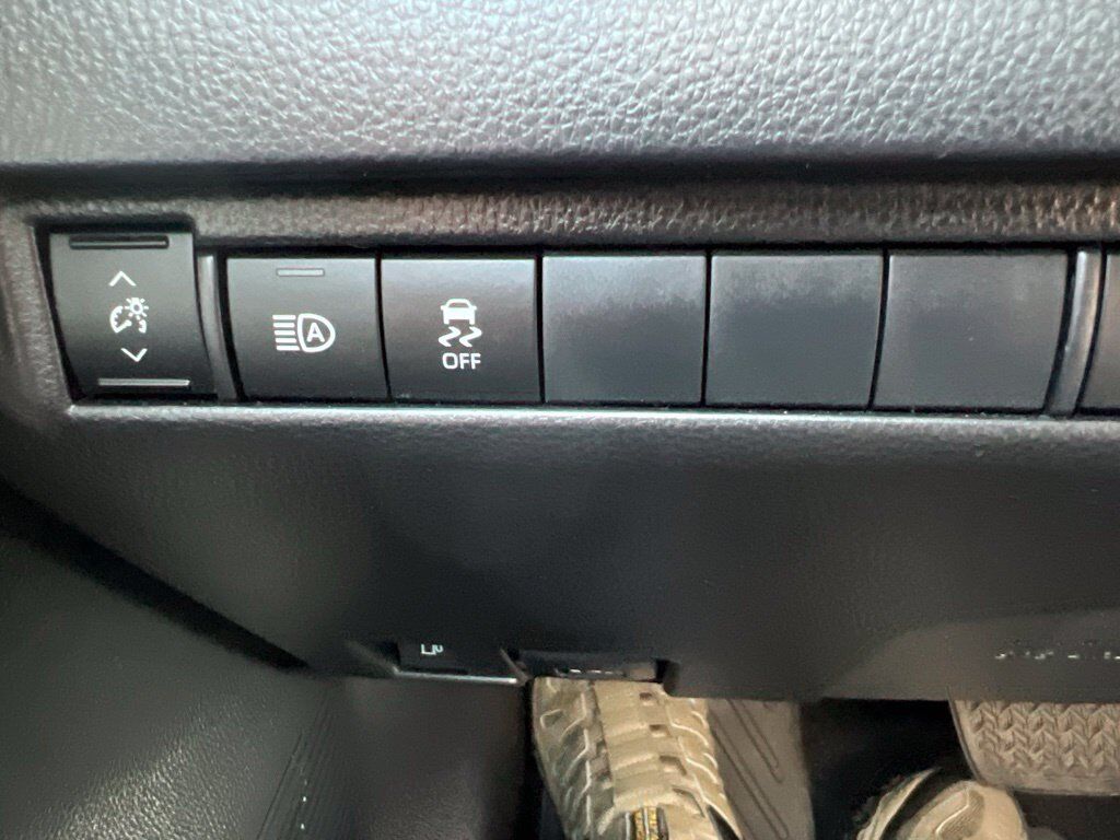 2021 Toyota Venza LE Mount Joy PA