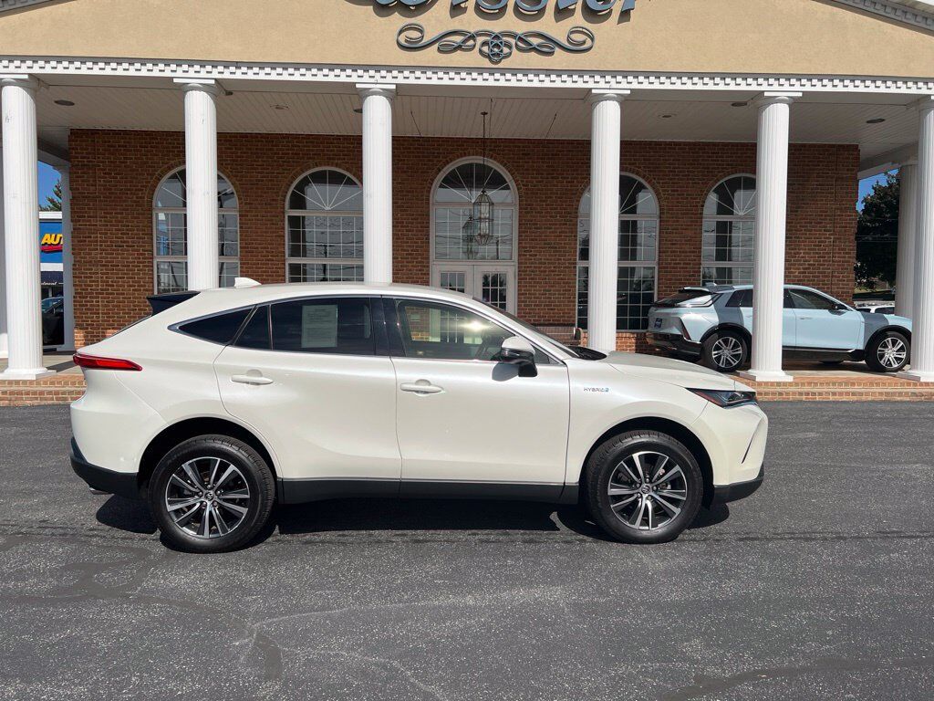 2021 Toyota Venza LE Mount Joy PA