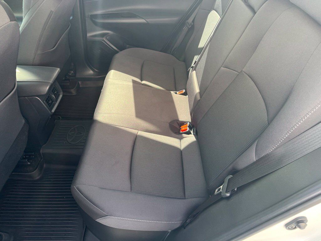 2021 Toyota Venza LE Mount Joy PA
