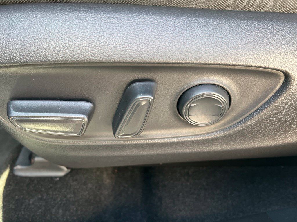 2021 Toyota Venza LE Mount Joy PA