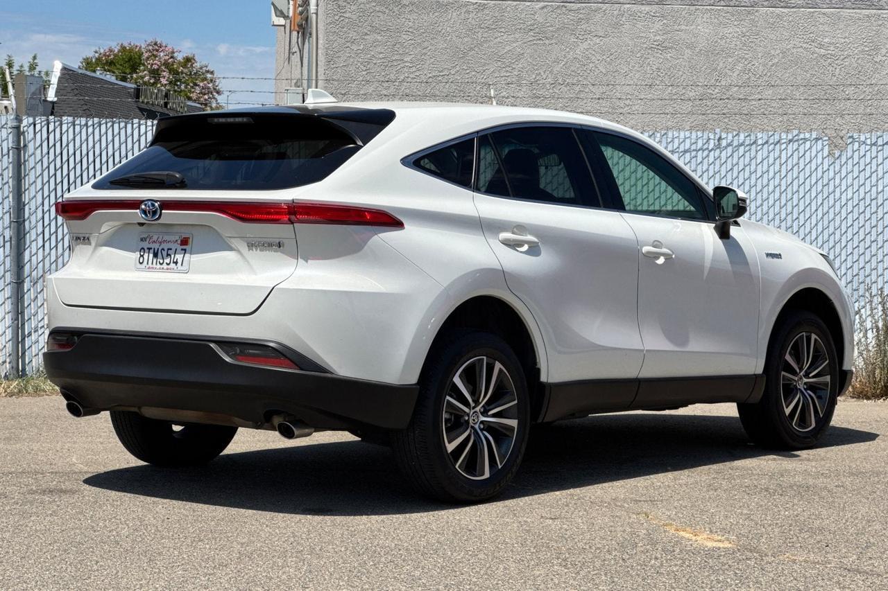 2021 Toyota Venza LE