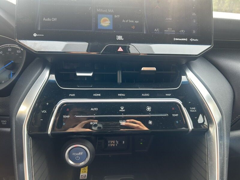 2021 Toyota Venza XLE - HYBRID - PREMIUM AUDIO - HEATED/COOLED SEATS Whitinsville MA