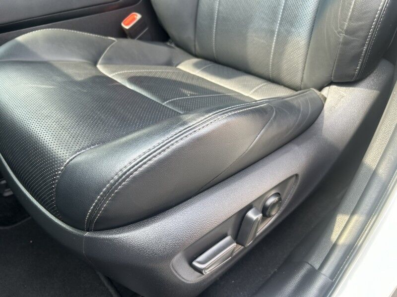 2021 Toyota Venza XLE - HYBRID - PREMIUM AUDIO - HEATED/COOLED SEATS Whitinsville MA
